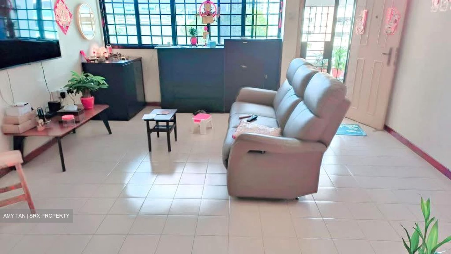 Blk 210 Yishun Palm Spring (Yishun), HDB 4 Rooms #579654171
